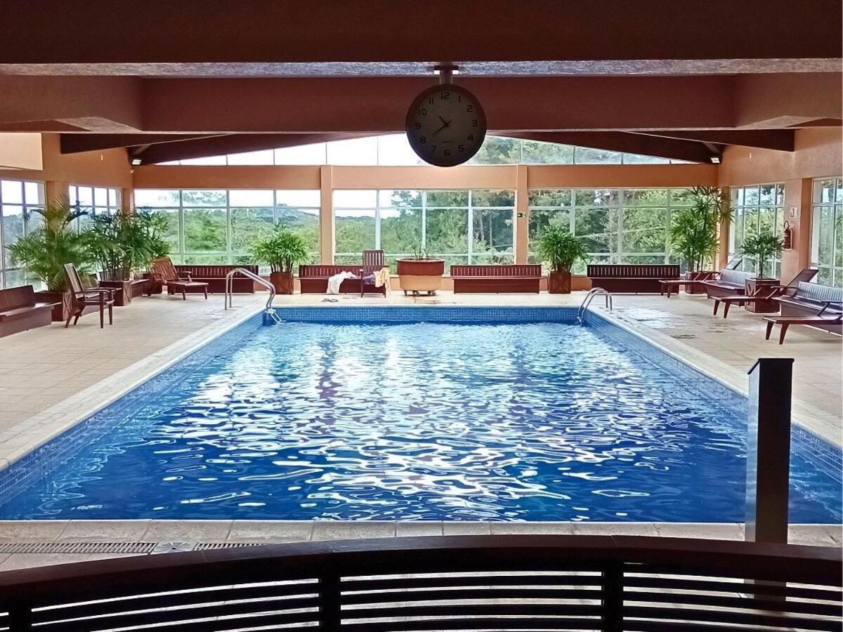 Apartamento No Residencial Village No Centro De Gramado, Com Piscina Aquecida E Hidromassagem Екстер'єр фото